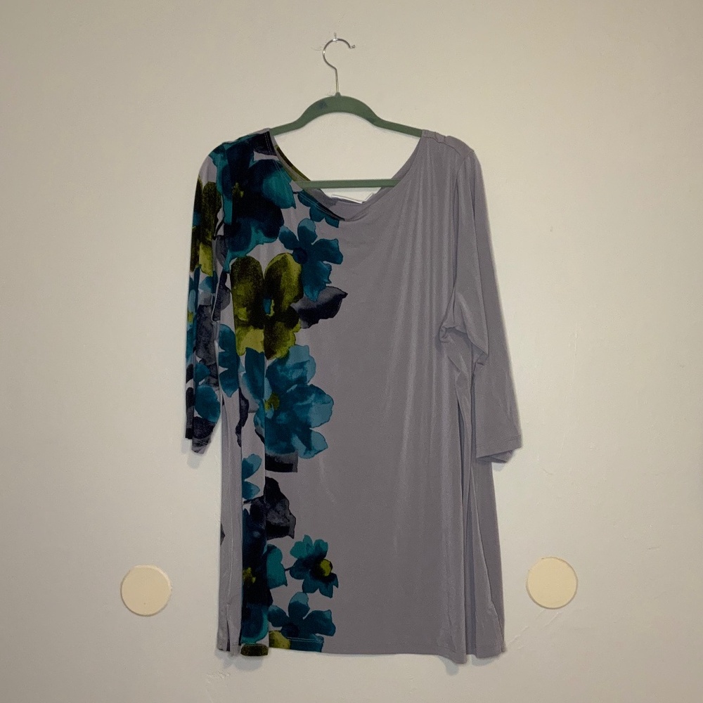 Gray blouse with floral print